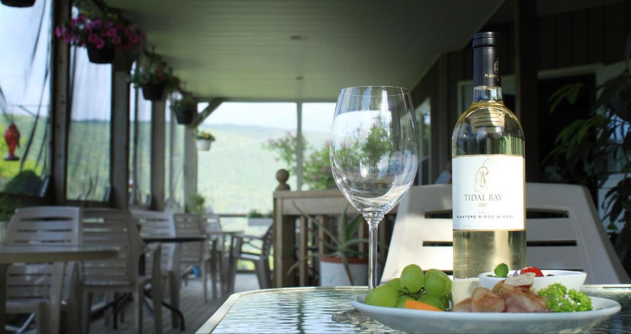 Chanterelle Inn & Cottages Baddeck Inlet المظهر الخارجي الصورة