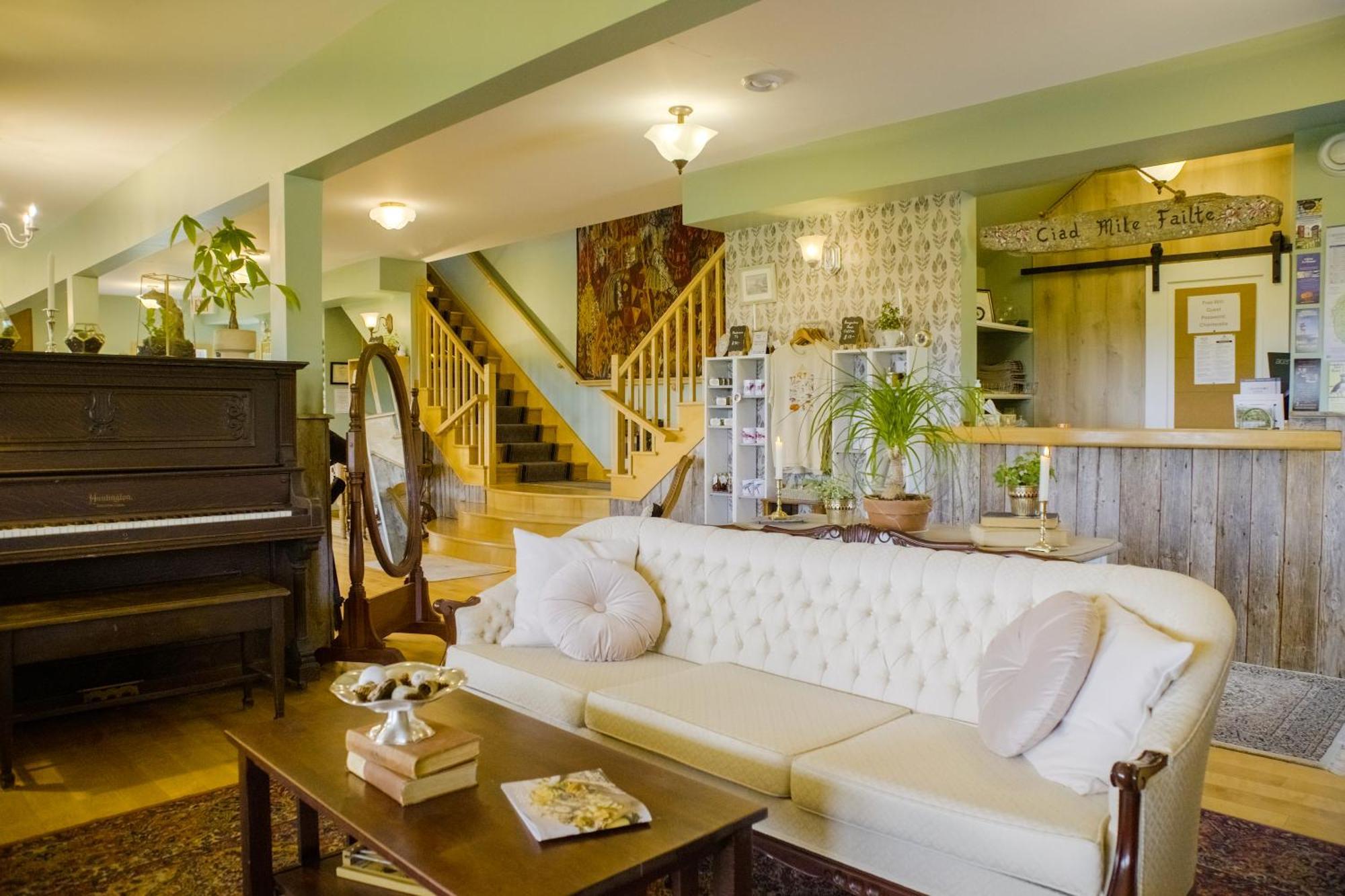 Chanterelle Inn & Cottages Baddeck Inlet المظهر الخارجي الصورة