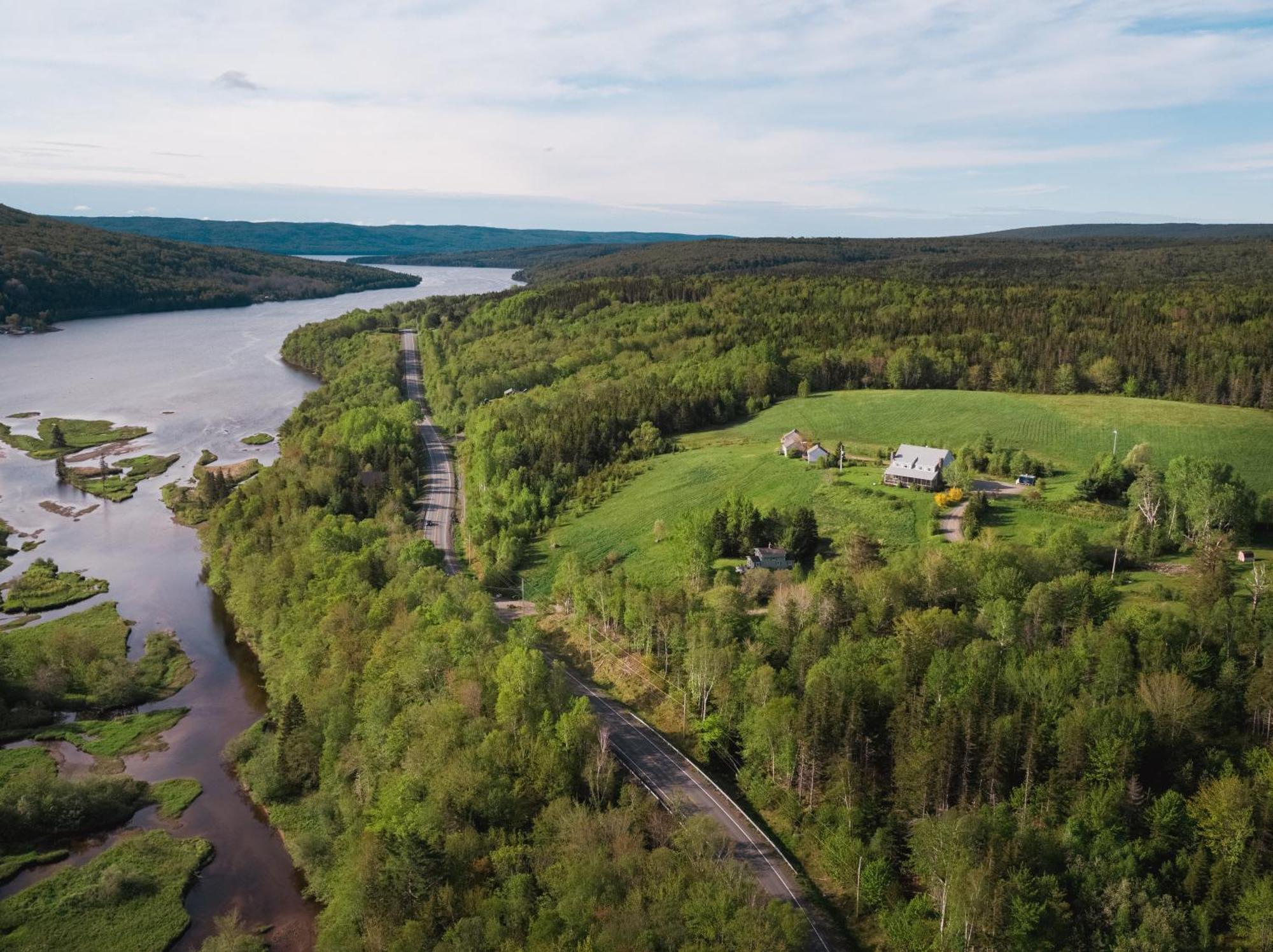 Chanterelle Inn & Cottages Baddeck Inlet المظهر الخارجي الصورة