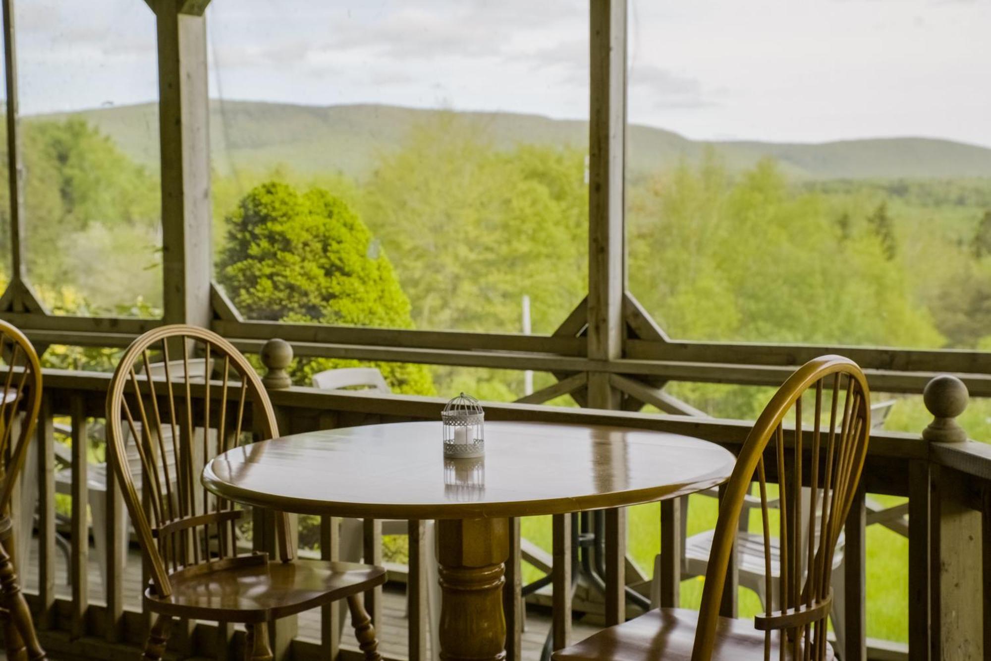 Chanterelle Inn & Cottages Baddeck Inlet المظهر الخارجي الصورة