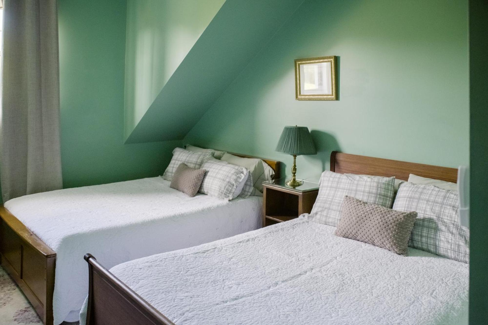 Chanterelle Inn & Cottages Baddeck Inlet المظهر الخارجي الصورة